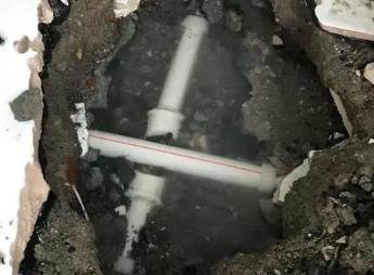 莫力达阳台漏水维修公司为您分享楼上楼下漏水怎么处理